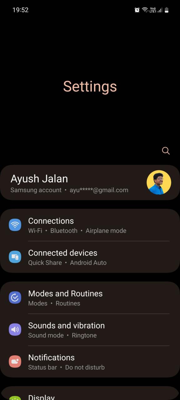 Samsung One UI 5 device settings