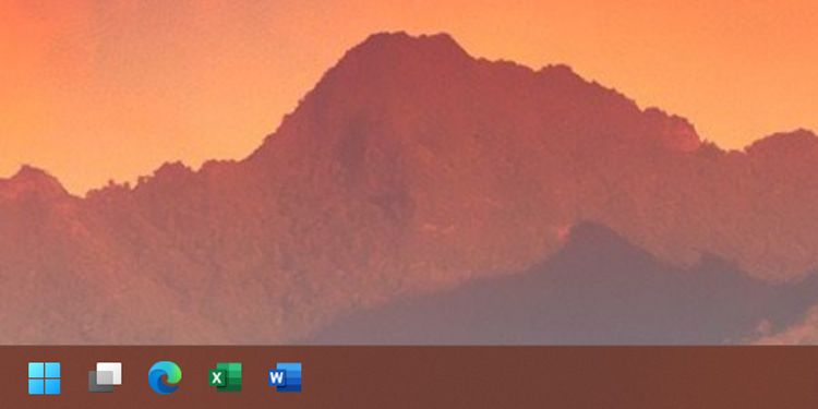 Pinned apps on the Windows 11 taskbar